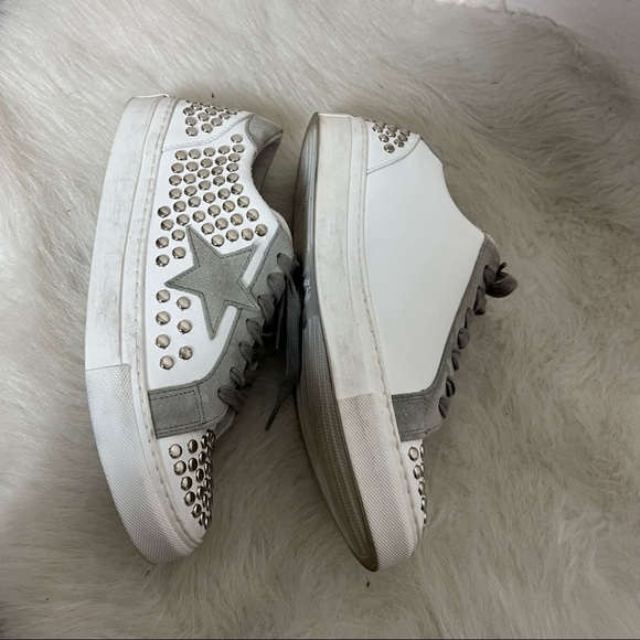 Steve Madden Turner Studded Star Distressed Golden Goose Sneakers - Picture 7 of 11